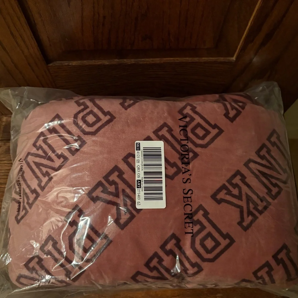 Victoria's Secret Pink 50